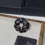 Chanel Brooch Metal And Resin Gold With Black Pearly White Abg238 B21624 U3367 - Image 5
