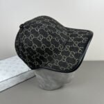 Summer Set: Gucci Horsebit 1955 Original Gg Shoulder Bag Black Ivory And Gg Denim Baseball Hat Black - Image 9