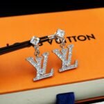 Louis Vuitton Lady Lv Ohrringe Palladium M02513 - Image 3