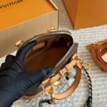 Louis Vuitton Alma Mini LV And I 21Cm K00015 - Image 6