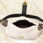 Louis Vuitton Pochette Mia Creme 22Cm M26245 - Image 10