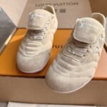 Louis Vuitton Lv Footprint Soccer Beige 1Ahtx8 - Image 5