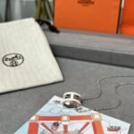 Hermes Mini Pop H Pendant Necklace White And Silver - Image 5