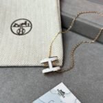 Hermes Mini Pop H Pendant Necklace White And Gold - Image 3