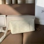 Saint Laurent Gaby Phone Case Bag Blanc Vintage 19Cm 7540511El079207 - Image 3