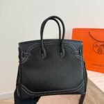 Hermès Birkin 25 Gold Hardware Pebbled Leather Black 25Cm - Image 3