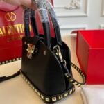 Valentino Garavani Rockstud Handbag In Grainy Black 21Cm - Image 4