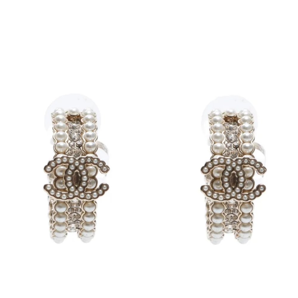 24-4-3 Chanel Earrings Metal Diamantes And Glass Pearls Gold Crystal White Ab7146 B06732 Nf453 - Image 1