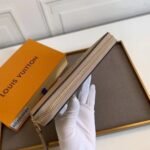 Iconic Set: Louis Vuitton Neverfull Mm And Zippy Wallet Monogram - Image 6