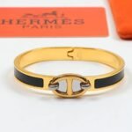 Hermes Mini Clic Chaine D’Ancre Bracelet Gold Tone With Black H209000Fv01Pm - Image 2