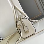Valentino Caravani Bolsas Rockstud Granato White 24Cm - Image 3