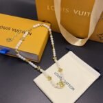 Louis Vuitton My Lv Pearl Necklace M01990 - Image 7