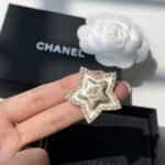 Chanel Cc Star Brooch Gold - Image 3