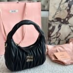 Miumiu Wander Matelassé Nappa Hobo Bag Black 20Cm 5Bc125 An88 F0002 V Ooy - Image 2