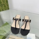Gift Set: Gucci 73 Small Bucket Bag Black And Thong Sandal With Horsebit - Image 11