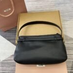 Miumiu Aventure Nappa Leather Bag Black 33Cm 5Bc181 2Bbl F0002 V Ooo - Image 3