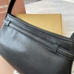 Miumiu Aventure Nappa Leather Bag Black 33Cm 5Bc181 2Bbl F0002 V Ooo - Image 4