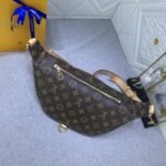 Louis Vuitton Bumbag Monogram Brown 37Cm M43644 - Image 3