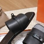 Hermes Gabriel Sandal Noir H231736Zh02400 - Image 6