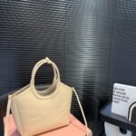 Miumiu Ivy Leather Tote Bag White 23Cm - Image 5