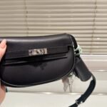Hermes Kelly Moove Swift Gold Hardware Black 17Cm - Image 3