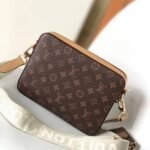[Super Vip 1:1] Louis Vuitton Trio Messenger Bag Monogram Stripes Brown 25Cm M45965 - Image 4