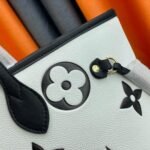 Louis Vuitton Neverfull Mm 31Cm Begie And Black M46039 - Image 6