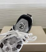 Louis Vuitton Archlight Sneaker White - Image 6