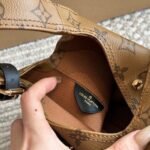 Louis Vuitton Atlantis BB Monogram Reverse Coated Canvas 18Cm M46816 - Image 3