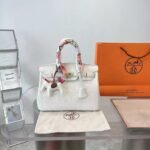 Hermes Birkin 25 Gold Hardware Epsom White 25Cm - Image 2
