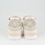 Louis Vuitton Trainer Sneaker Beige 1Adhdi - Image 3