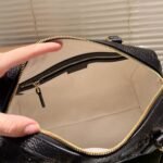 Gucci Gg Emblem Small Top Handle Bag Gg Grainy Leather 26Cm 815255 Aaeem 1000 - Image 4