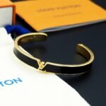 Louis Vuitton Lv Initiales Bracelet Black M1729M - Image 3