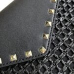 Valentino Garavani Rockstud Raffia Clutch Bag In Black 28Cm - Image 7