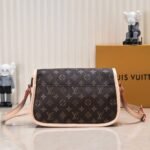 Louis Vuitton Monogram Sologne Brown 26Cm M42250 - Image 10