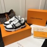 Louis Vuitton Trainer Sneakers Black And White 1A9Jgb - Image 3