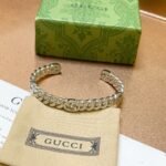 Gucci Silver Interlocking G Cuff Bracelet - Image 2