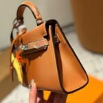 Hermès Mini Kelly Epsom Silver Buckle Brown 20Cm - Image 2