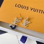 Louis Vuitton Lady Lv Earrings Gold Tone M01844 - Image 5