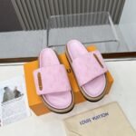 Louis Vuitton Pool Pillow Flat Comfort Mule Rose 1Aguzd - Image 4