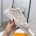 Louis Vuitton Time Out Sneaker Beige 1Aivb5 - Image 2