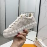 Louis Vuitton Time Out Sneaker Beige 1Aivb5 - Image 4