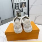 Louis Vuitton Time Out Sneaker Beige 1Aivb5 - Image 7
