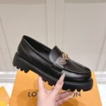 Louis Vuitton District Flat Loafer Black 1Aibyh - Image 5