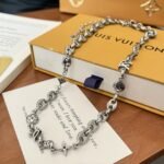 Louis Vuitton Lv Sailor Medium Chain Necklace Silver M03189 - Image 3
