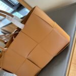 Bottega Veneta Small Arco Tote Camel 30Cm 652867Vcqc22593 - Image 5