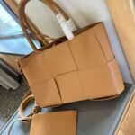 Bottega Veneta Small Arco Tote Camel 30Cm 652867Vcqc22593 - Image 4