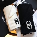Chanel Cc Logo Patch Cashmere Scarf Black - Image 7
