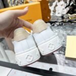 Louis Vuitton Time Out Sneaker White 1Aguwq - Image 8