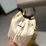Fendi Mon Tresor Mini Bucket Bag White 16Cm - Image 6